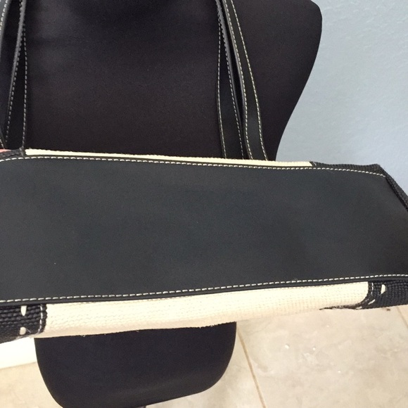 Relic handbag - Picture 7 of 10